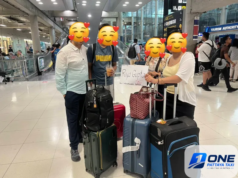 Airport pickup group with luggage by One Pattaya Taxi